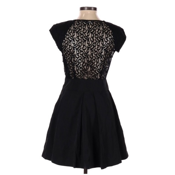 Kimchi Blue Dress l  SIZE 4 | Color Black - Picture 2 of 3